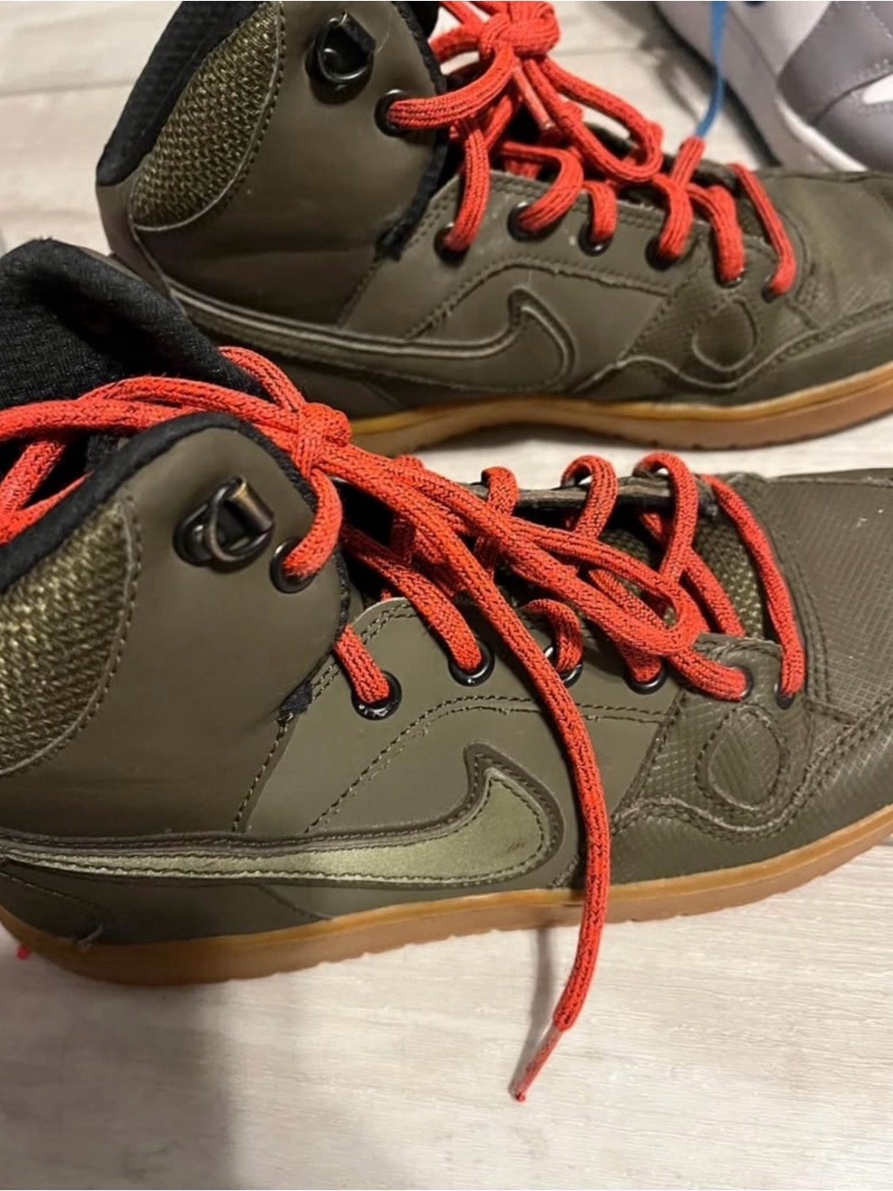 Nike Men’s Son of Force Winter Mid Dark Loden Men’s size 7